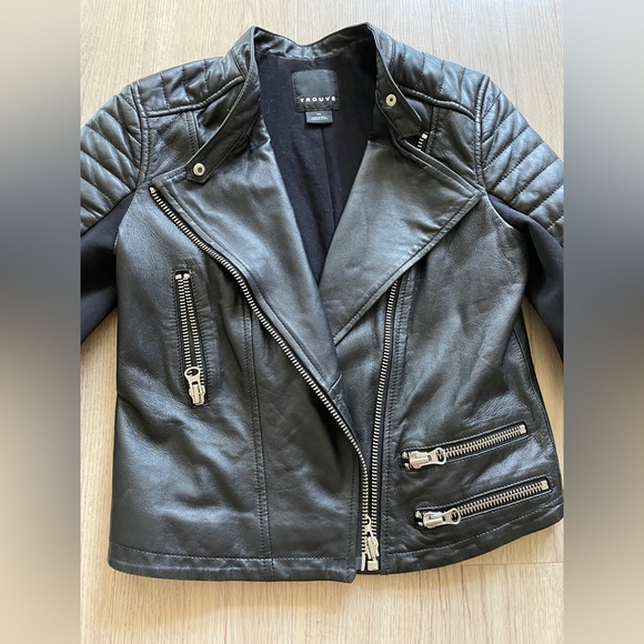 Nordstrom Trouve Genuine Leather Moto Jacket - Picture 2 of 7